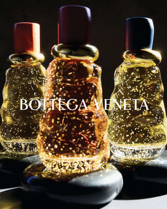 메짜노테 퍼퓸, 100ml 70만원대, Bottega Veneta.