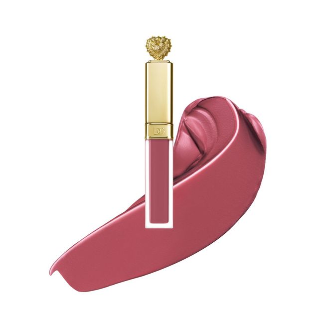 선명한 발색을 자랑하는 리퀴드 립스틱으로, 바르면 오랜 시간이 지나도 처음 바른 컬러가 유지된다. 에버키스 소프트 매트 리퀴드 립스틱, 205 어펙션, 5만1천원, Dolce&Gabbana Beauty.