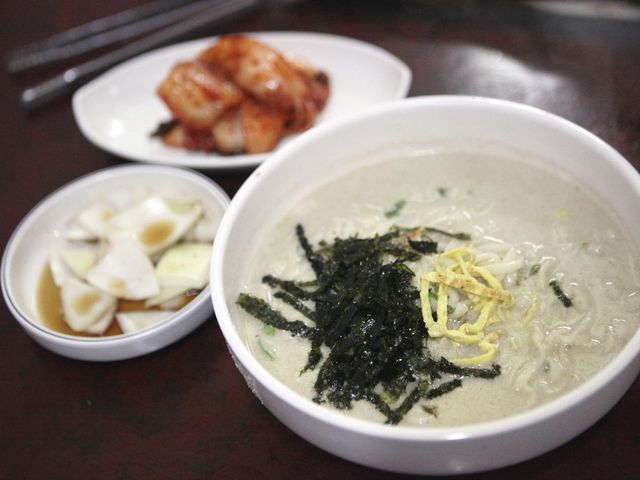 체부동 잔치집 공식 이미지