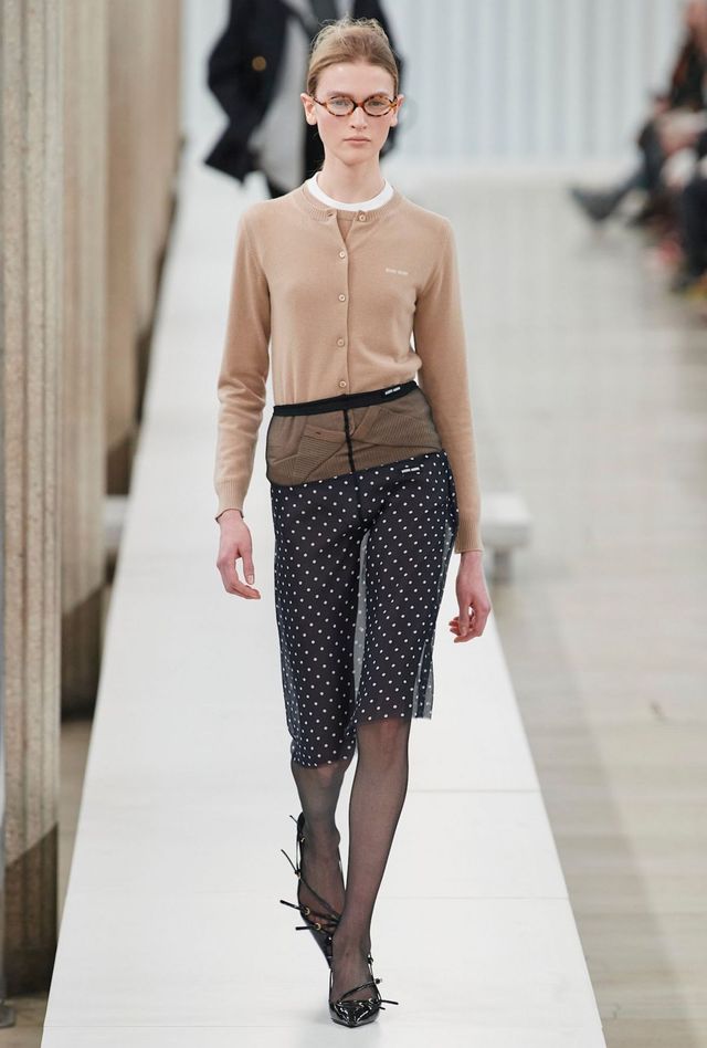 미우미우 2023 F/W 컬렉션.