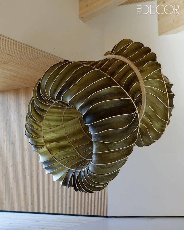 핀란드 ‘샤프 아트 하우스(Chappe Art House)’에 설치된 조각 작품 ‘Corpus Maris II’.