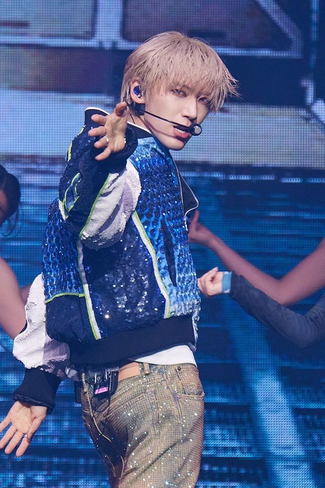 2025 텐 콘서트 1001 무브먼트 ‘스터너’ 인 서울에서 공연하는 NCT 텐의 모습