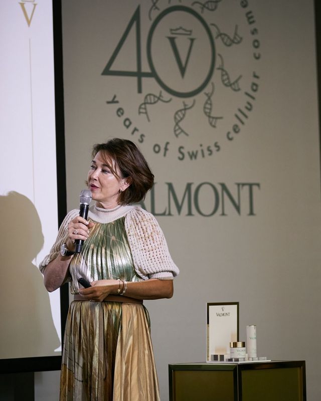 소피 반 기욤이 신제품 바이탈리티 라인을 소개하고 있다.