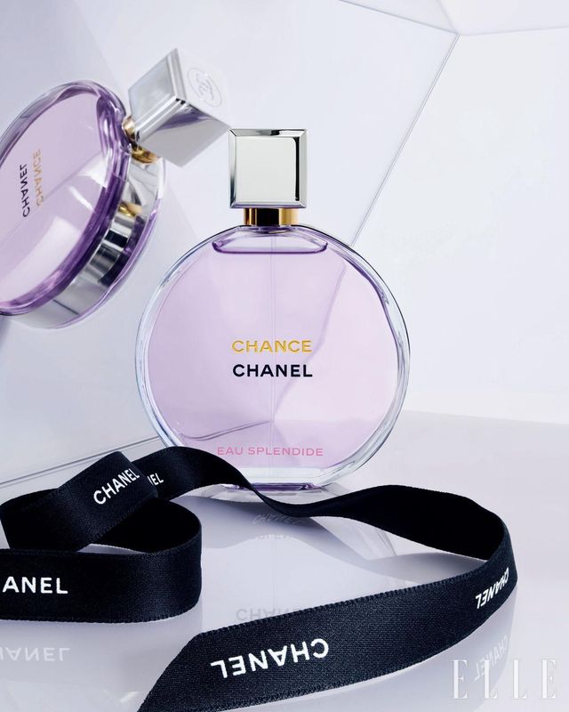  눈부시게 빛나는 향으로 누구에게든 행복한 미소를 안겨주는 샹스 오 스플렌디드, 50ml 20만6천원, 100ml 28만4천원, Chanel.
