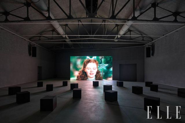 〈Celluloid Dorothy〉