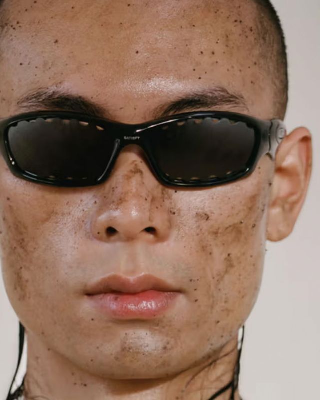 OAKLEY x SATISFY 선글라스 350,000원