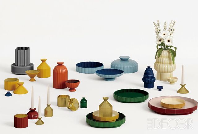 ‘보타닉(Botanik)’ 컬렉션은 가죽으로 감싼 세라믹 박스, 캔들 홀더, 트레이 등으로 구성돼 실용성과 장식성을 모두 갖췄다. 