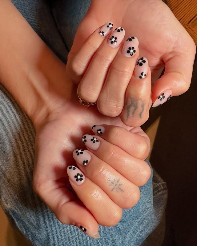 @nailsbymh