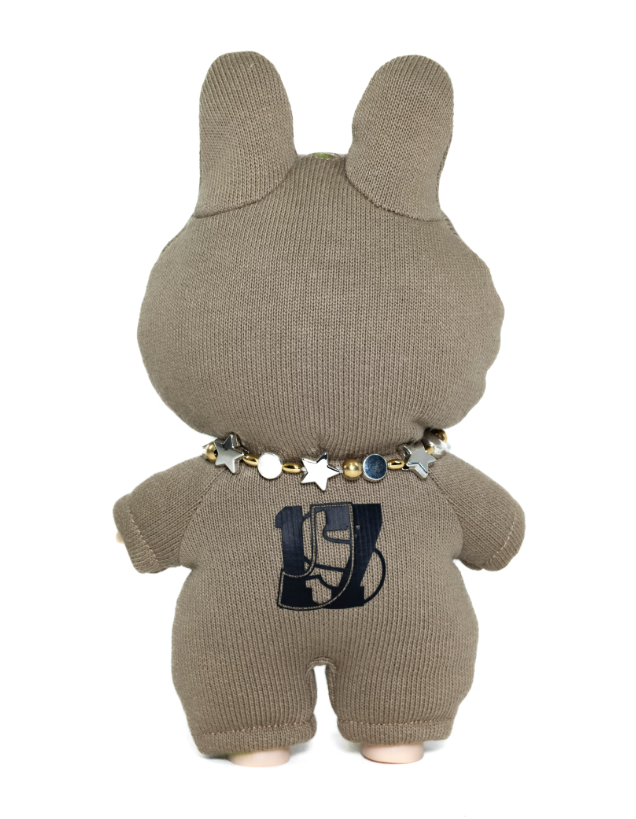 One-Of-A-Kind Blind Box Labubu x sacai x Carhartt WIP(출처: Joopiter)