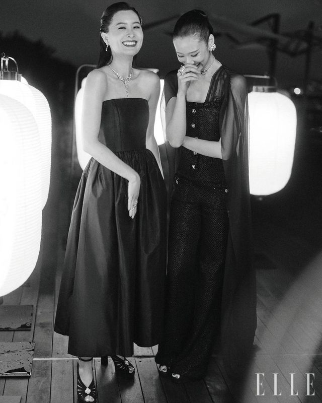 사넬 하이 주얼리 컬렉션 ‘리치 포 더 스타’ 갈라 디너에 참석한 셀러브리티 팔라첸, 추티몬 추엥차로엔수키잉. 