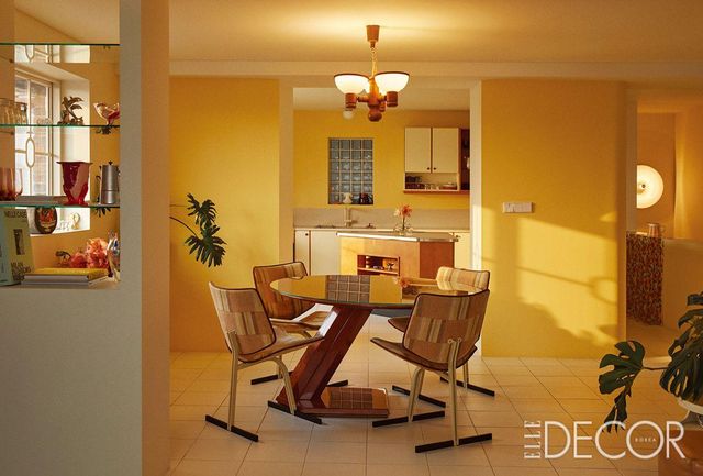 포토그래퍼 신선혜의 집 2층. 거실과 다이닝 룸, 부엌이 차례로 연결돼 있다. 