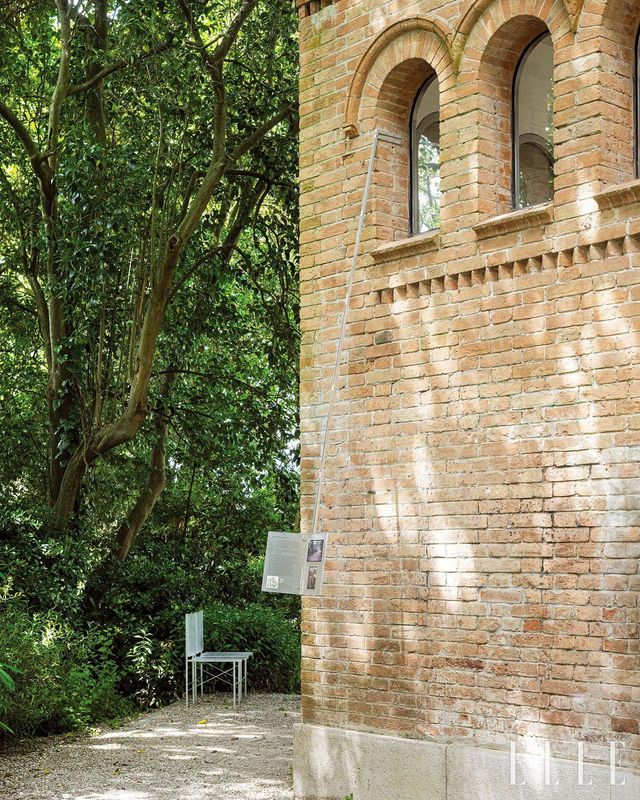 초기 한국관의 유래를 밝히는 정보가 배치됐다. 