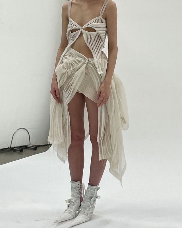 로맨틱하고 섬세한 디테일로 가득한 규리킴 컬렉션. 