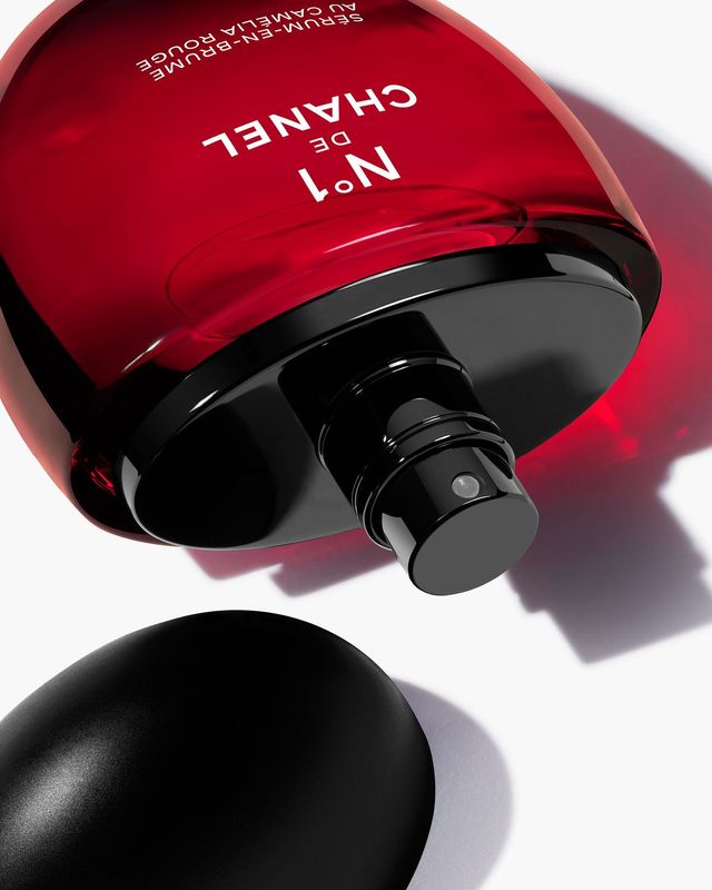 N°1 DE CHANEL 레드 까멜리아 세럼 인 미스트 50ml 16만5천원 Chanel.