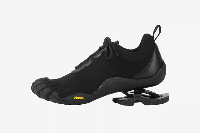 발렌시아가 X 비브람 '토' 컬렉션.