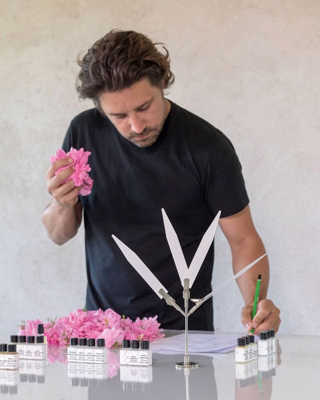 마티에 프리미에르의 창립자이자 조향사, 오렐리앙 기샤르. 