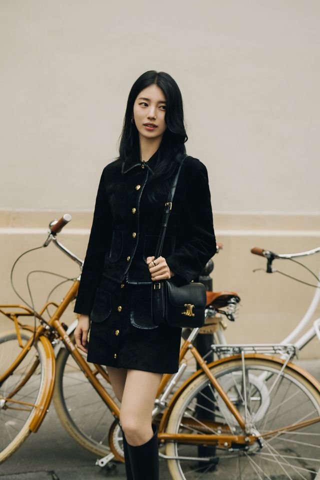 셀린느 비비엔느 컬렉션 쇼에 참석한 수지.