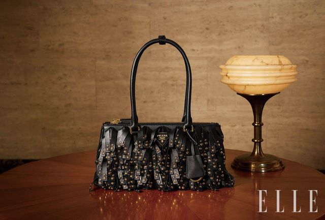 새 시즌 새롭게 선보이는 브랜드 헤리티지와 철학이 담긴 갤러리아 백.