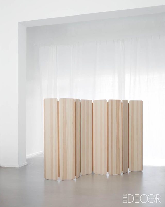 사다리이자 의자로 활용 가능한 다목적 가구 ‘더 래더’.