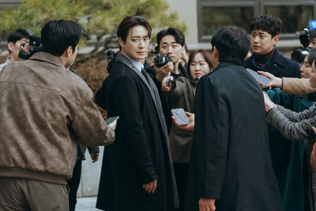 넷플릭스 〈레이디 두아〉