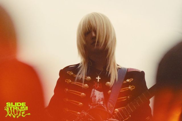 영화 〈슬라이드 스트럼 뮤트〉