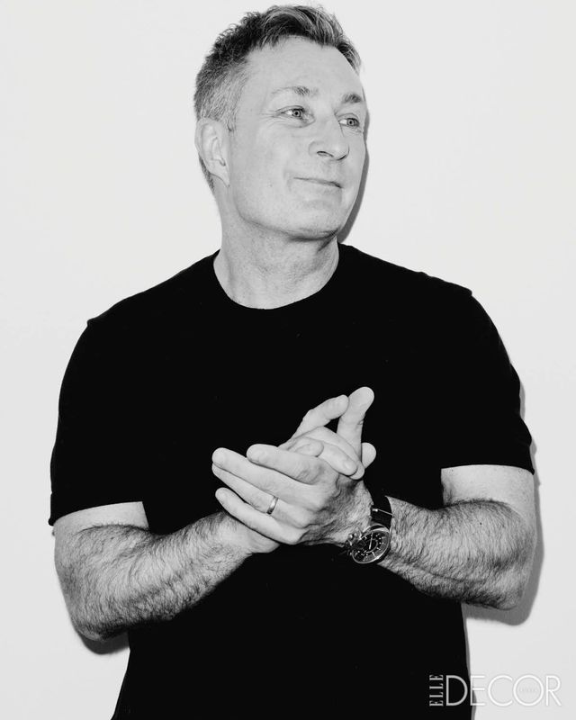 2005년부터 볼리아 인터내셔널 A/S의 CEO로 역임한 라스 리세는 볼리아의 창의적 여정과 국제적 확장을 이끌어오고 있다. 