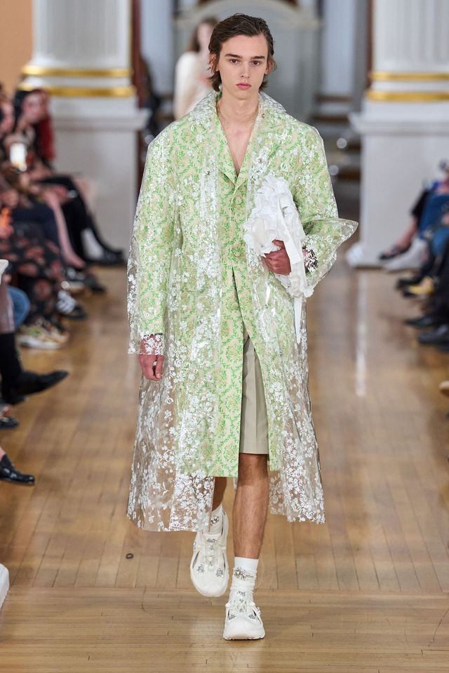 시몬 로샤 2026 S/S 컬렉션