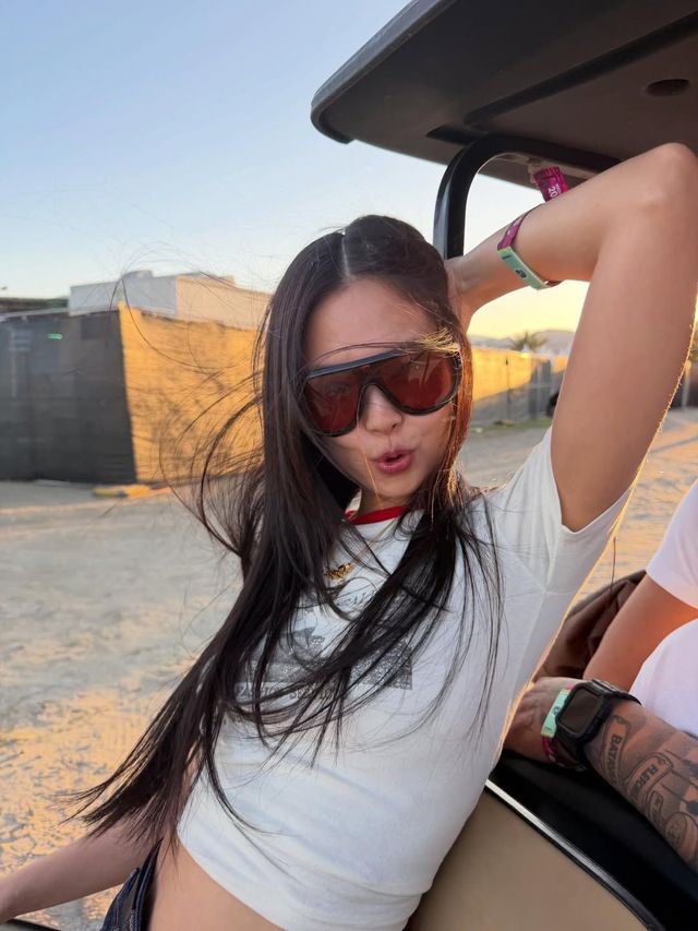 @jennierubyjane