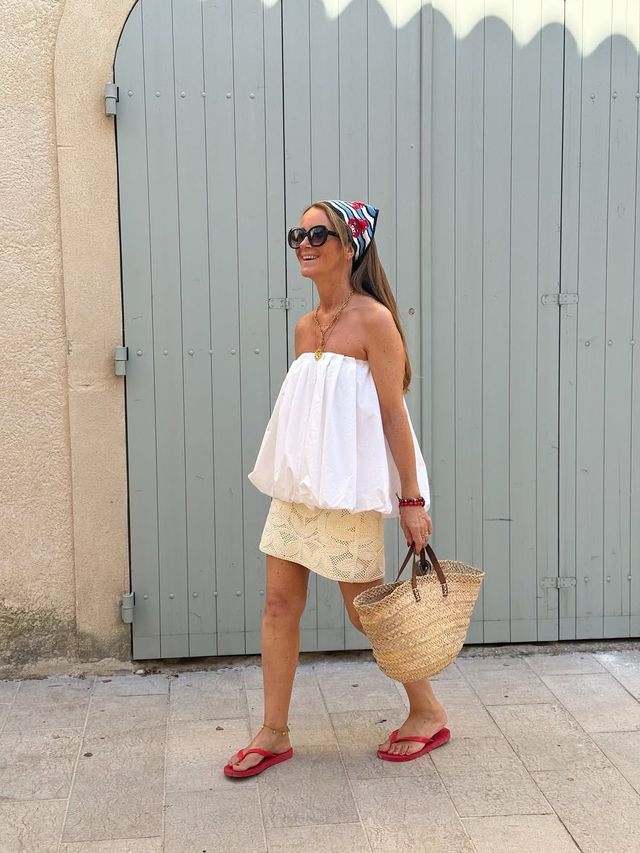 @looksoflena