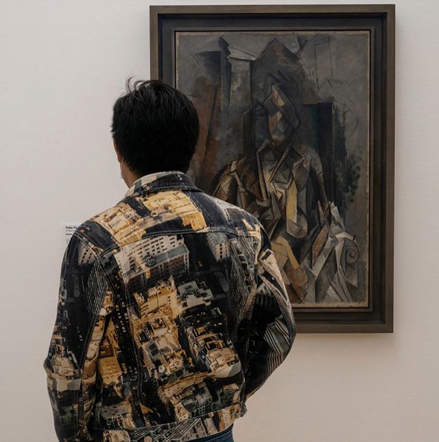 Stefan Draschan, from 〈People Matching Artworks〉, at Scharf-Gerstenberg, Berlin.