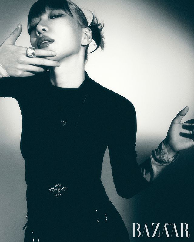  시스루 톱, 재킷, 롱스커트, 랩 스커트, 슈즈는 모두 Givenchy. 반지는 Saltwater. 목걸이는 Chrome Hearts.