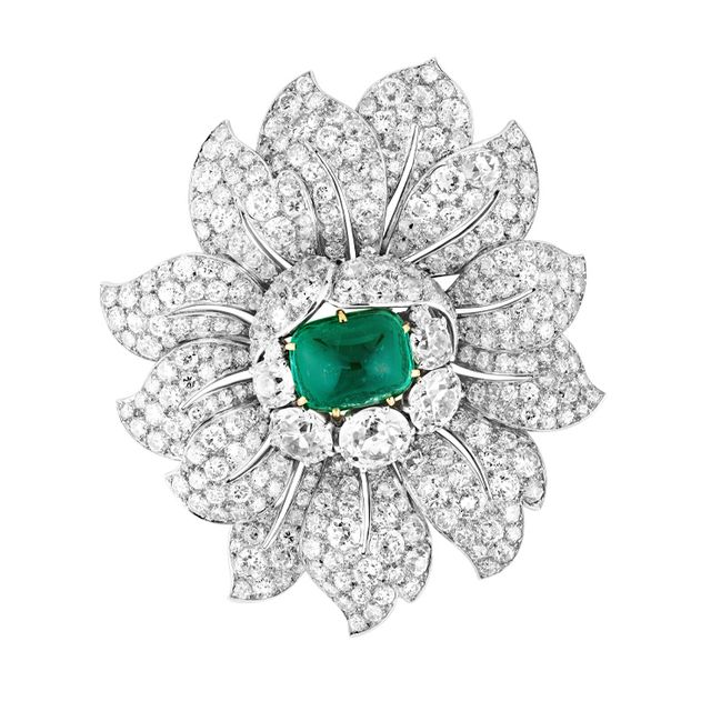 달리아(Dahlia) 클립, 1956년, 플래티넘·오스미오르·에메랄드·다이아몬드, 반클리프 아펠(Van Cleef amp; Arpels) 컬렉션