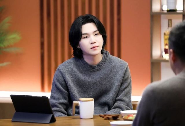 사진 / 슈가 인스타그램