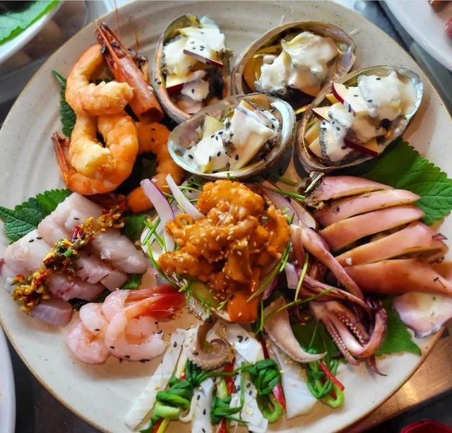 사진 / 디히랑 인스타그램