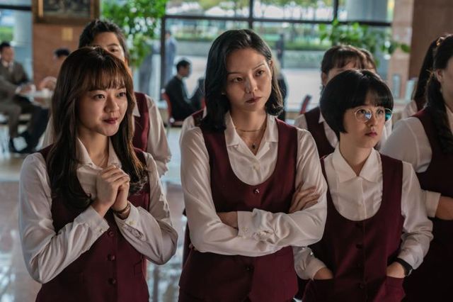 영화 〈삼진그룹 영어토익반〉 스틸