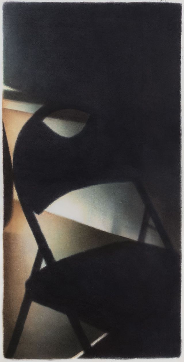 양유연, 〈Afterglow in Between〉, 2023, 장지에 아크릴릭, 142.8x76.3cm. 