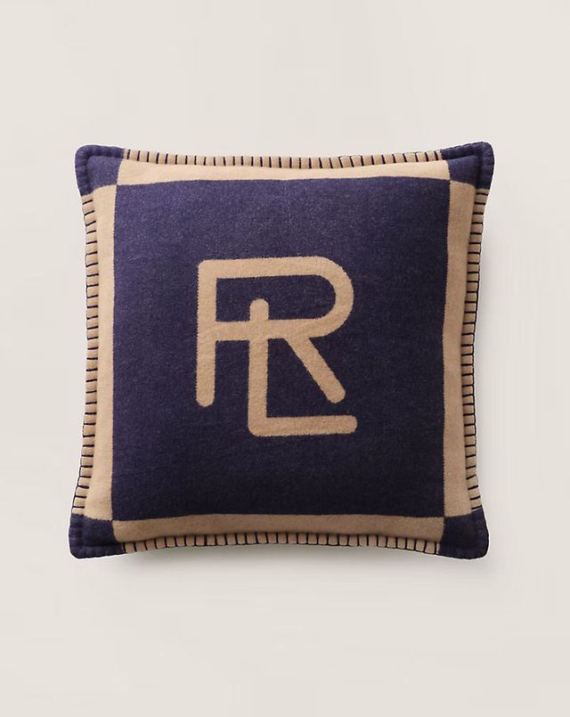 RALPH LAUREN HOME 필로우, 44만9천원. 