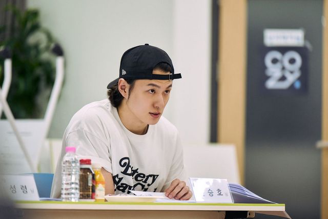 '블랙' 역 신승호 / 영화 〈부활남〉 리딩 현장 스틸