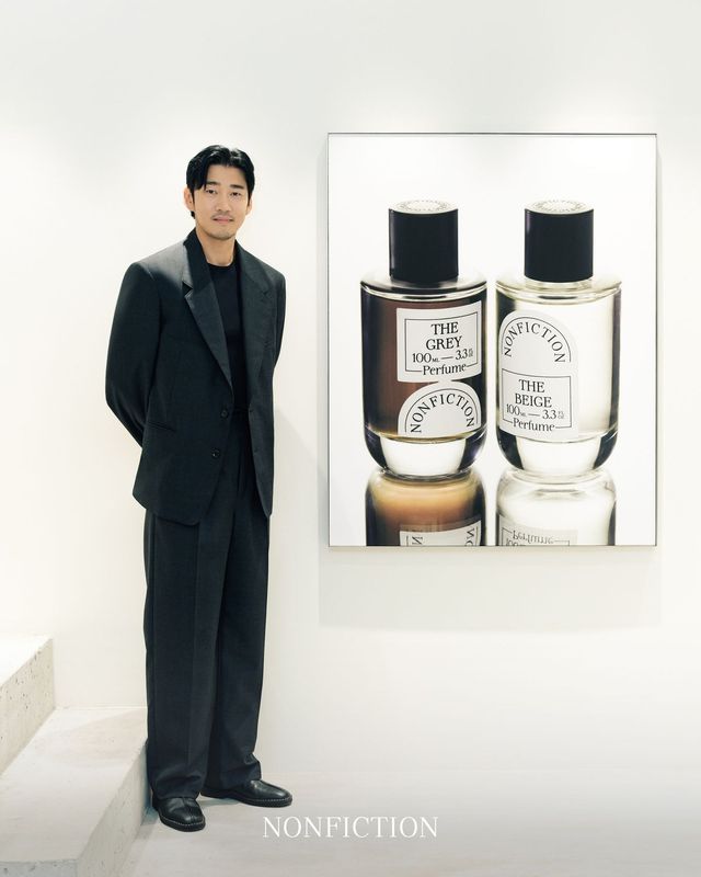 논픽션 성수 매장에 방문한 윤계상 