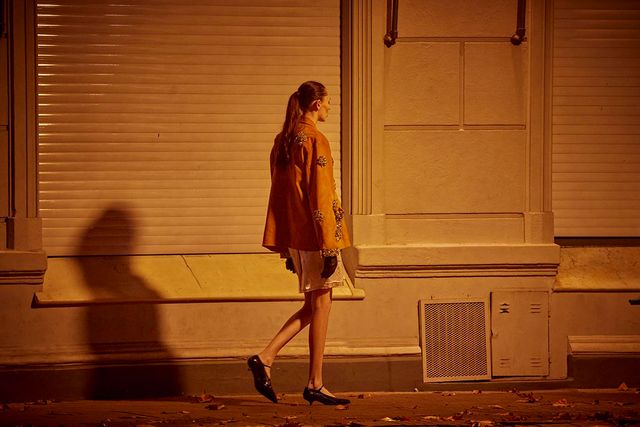 미우미우 우먼스 테일의 27번째 영화 〈El Affaire〉의 한 장면.