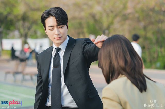 SBS 금토드라마 〈나의 완벽한 비서〉 스틸