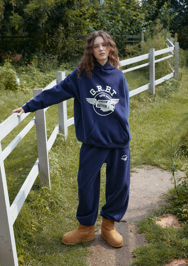 버터 윙 플러프 후디 7만원대