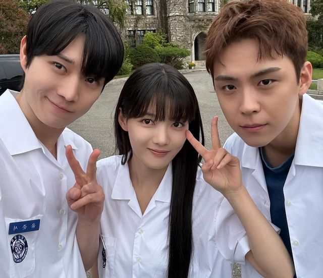 〈친애하는 X〉에 출연하는 김영대, 김유정, 김도훈의 모습 @you_r_love