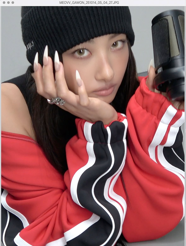 사진/ @meovv