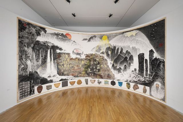 박대성, 〈코리아 판타지〉, 2023, 종이에 먹, 500x1500cm.