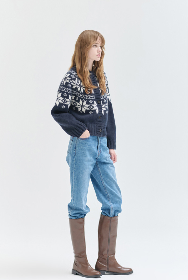 닐 바이 피 윈터 노르딕 니트 가디건 12만 8천원대