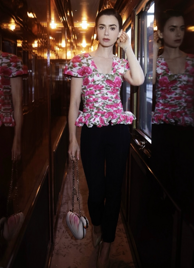 사진/ @lilyjcollins