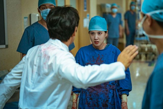 디즈니+ 시리즈 〈하이퍼 나이프〉 스틸