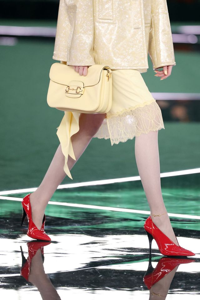 새로운 울트라-소프트 디자인으로 재해석된 구찌 홀스빗 1955 백