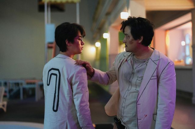 넷플릭스 시리즈 〈The 8 Show〉 스틸